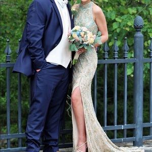 Beautiful elegant Sherri Hill beaded gown